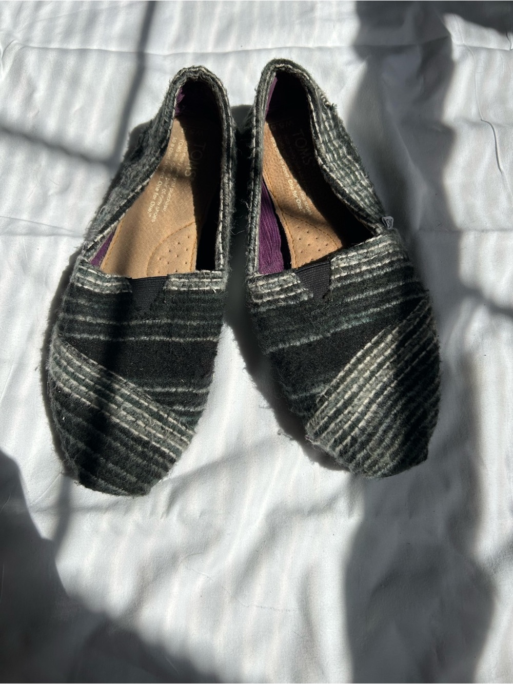 Toms Striped Knit Slip-On Flats - Black & Gray